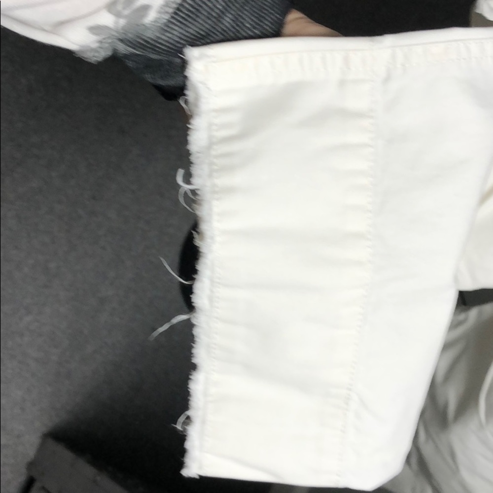 Cropped Jean - Picture 4 of 4